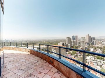 Departamento penthouse en venta en Residencial del Bosque en Ciudad de México