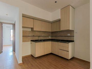 Venta Departamento 2 Ambientes Villa Luzuriaga Cochera