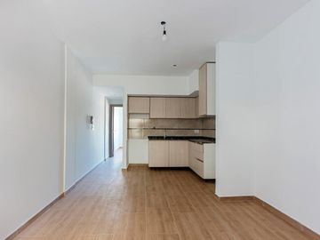 Venta Departamento 2 Ambientes Villa Luzuriaga Cochera