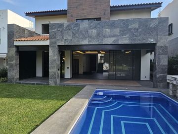 Casa en venta en Paraíso Country Club, Morelos.