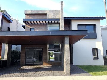 Casa en venta en Paraíso Country Club, Morelos.