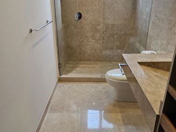 Casa nueva en venta en Paraíso Country Club, Morelos.