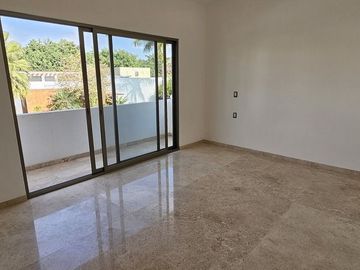 Casa nueva en venta en Paraíso Country Club, Morelos.
