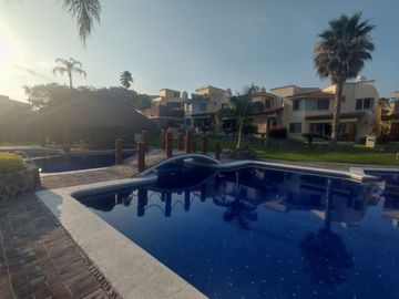 Residencia  en Venta en Burgos Cuernavaca