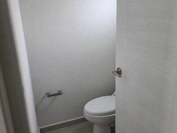 Venta de casa nueva en Zakia, zona de El nuevo Querétaro