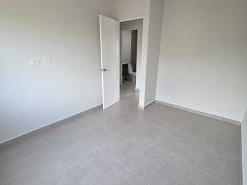 Venta de casa nueva en Zakia, zona de El nuevo Querétaro