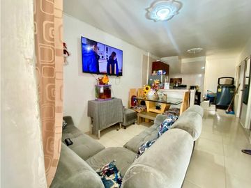 Oportunidad de inversión-Casa con rentas y excelentes acabados.