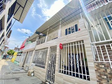 Oportunidad de inversión-Casa con rentas y excelentes acabados.