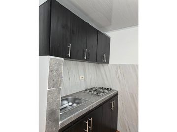 VENDO CASA DUPLEX SECTOR LA MACARENA