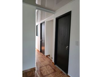 VENDO CASA DUPLEX SECTOR LA MACARENA