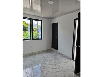 VENDO CASA DUPLEX SECTOR LA MACARENA