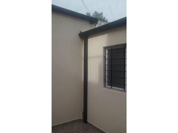 CASA DE PASILLO ZONA SUR IMPECABLE (ANCHORENA 400)