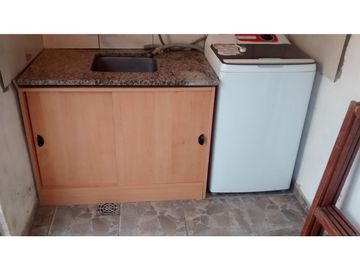 CASA DE PASILLO ZONA SUR IMPECABLE (ANCHORENA 400)