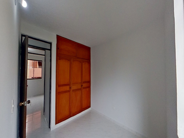Venta Apartamento Nueva Granada Sur Central En Cali, Cerca A Todo Parqueadero Propio