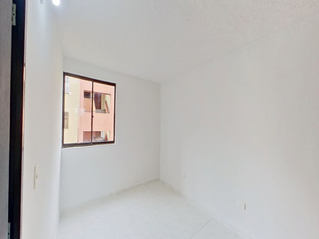 Venta Apartamento Nueva Granada Sur Central En Cali, Cerca A Todo Parqueadero Propio