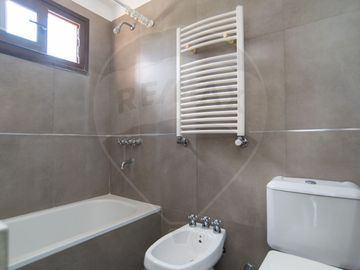 Casa moderna en venta City Bell 3 dormitorios