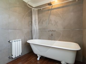 Casa moderna en venta City Bell 3 dormitorios
