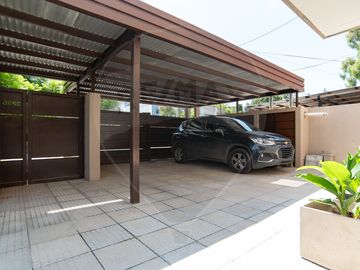 Casa moderna en venta City Bell 3 dormitorios