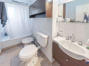 DEPARTAMENTO EN VENTA 3 AMBIENTES BALCON COCHERA