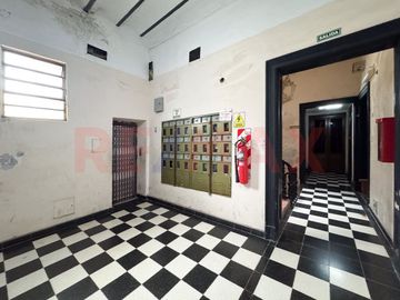 Venta Depto. 3 dorm. con Entrepiso Monserrat