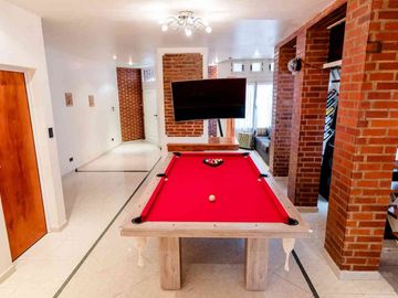 CASA EN EXCELENTE ESTADO DE 4 DORMITORIOS.TOLOSA