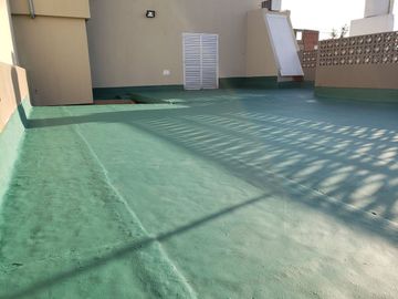 CASA EN EXCELENTE ESTADO DE 4 DORMITORIOS.TOLOSA