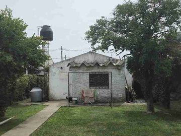 CASA EN CAÑUELAS  APTA CREDITO