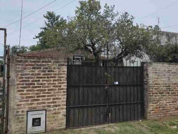 CASA EN CAÑUELAS  APTA CREDITO
