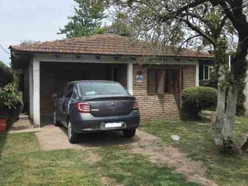 CASA EN CAÑUELAS  APTA CREDITO