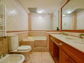 Casa en venta en City Bell POSIBLE APTO BANCO