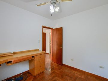 Casa en venta en City Bell POSIBLE APTO BANCO