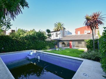 Casa en venta en City Bell POSIBLE APTO BANCO