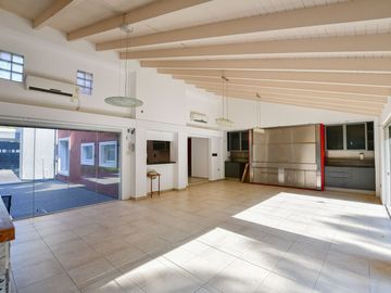 Casa en venta en City Bell POSIBLE APTO BANCO
