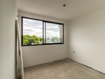 DEPARTAMENTO VENTA LA PLATA 3 DORMITORIOS BALCON