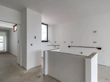 DEPARTAMENTO VENTA LA PLATA 3 DORMITORIOS BALCON