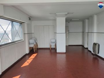 Venta Departamento Semipiso  Av. Mitre Avellaneda