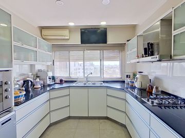 Venta Departamento Semipiso  Av. Mitre Avellaneda