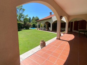 CASA EN VENTA EN VISTALBA