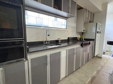 CASA EN VENTA EN PLOTTIER – BARRIO CAMINOS DEL SOL