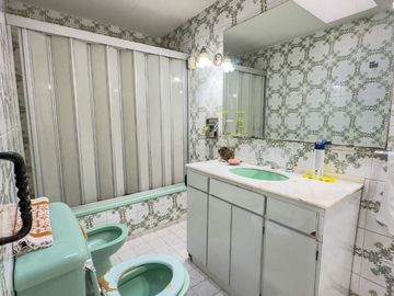 HOTEL 14 HABITACIONES CON BAÑO PRIVADO MAS DEPEND.