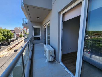 DEPARTAMENTO 2 AMBIENTES VENTA PATERNAL COCHERA