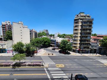 DEPARTAMENTO 2 AMBIENTES VENTA PATERNAL COCHERA