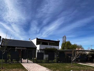 VENTA CASA VISTALBA