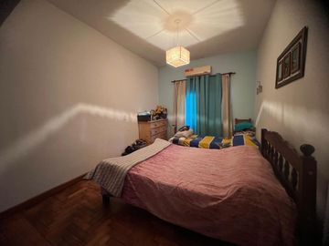 CASA 3 AMBIENTES VENTA GUERNICA CON DEPARTAMENTO