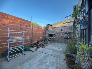 CASA 3 AMBIENTES VENTA GUERNICA CON DEPARTAMENTO