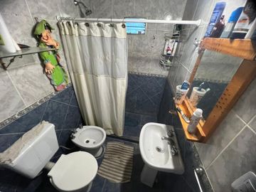 CASA 3 AMBIENTES VENTA GUERNICA CON DEPARTAMENTO