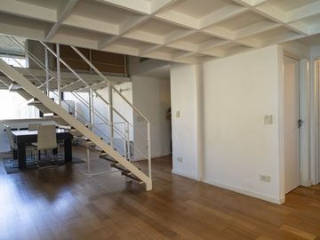 Venta Exclusivo Loft- 3 amb. Condominio Malabia