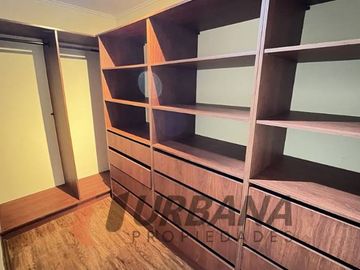 OPORTUNIDAD! HERMOSA Y AMPLIA CASA EN LA HERRADURA