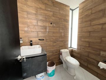 Casa en venta en Lomas de Banthí, SJR, Querétaro.