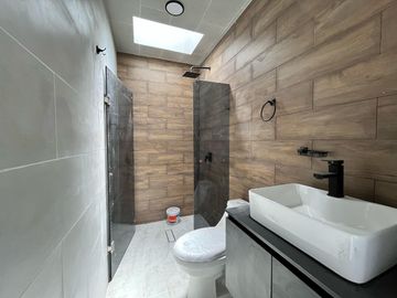 Casa en venta en Lomas de Banthí, SJR, Querétaro.